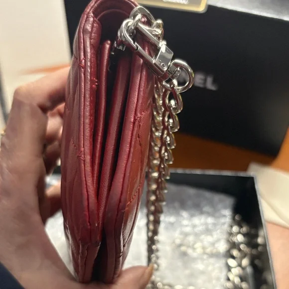 CHANEL Red Quilted Wallet - Picture 10 of 10